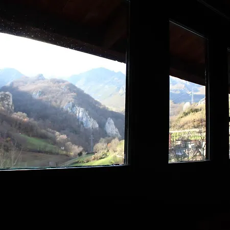 Πανσιόν Del Huerna *